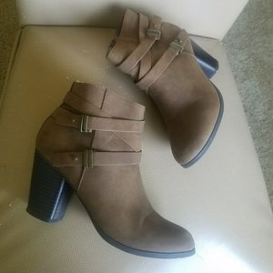 Charlotte Russe || Brown Booties